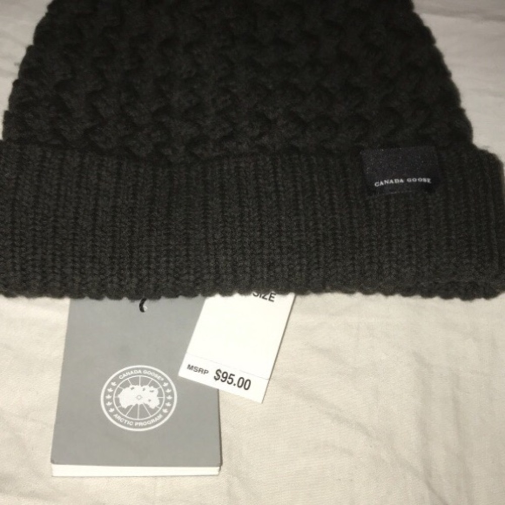 Canada goose skull skull hat mans